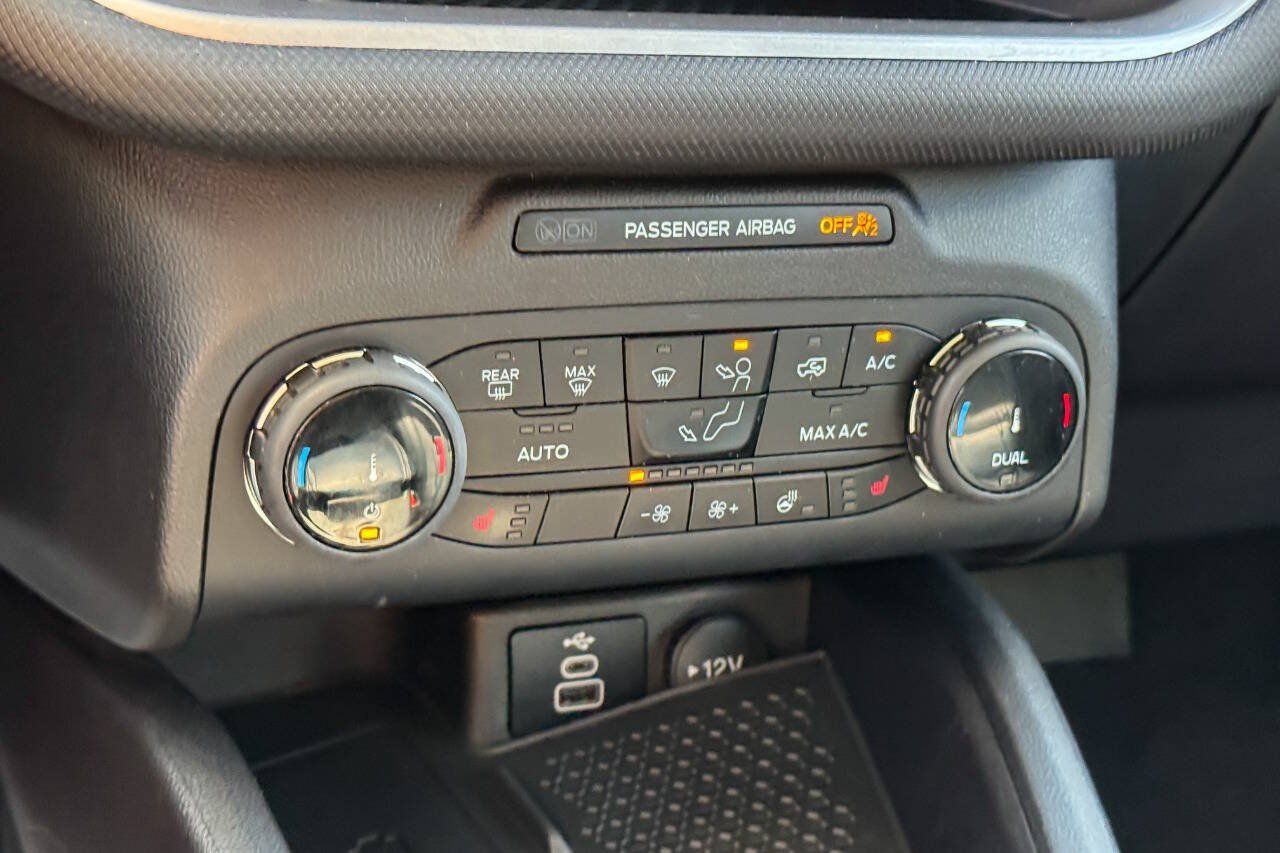Used 2023 Ford Bronco Sport Outer Banks w/ Tech Package AWD/4WD image 31