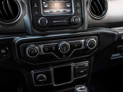 Used 2020 Jeep Wrangler Sport image 20