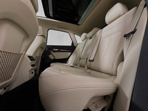 Certified 2025 Audi Q5 2.0T Premium Plus w/ Premium Plus Package image 23