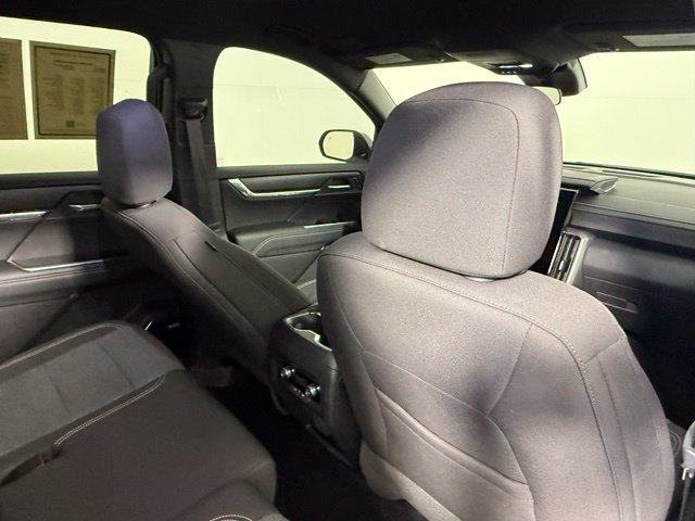 Used 2025 GMC Acadia Elevation FWD image 48