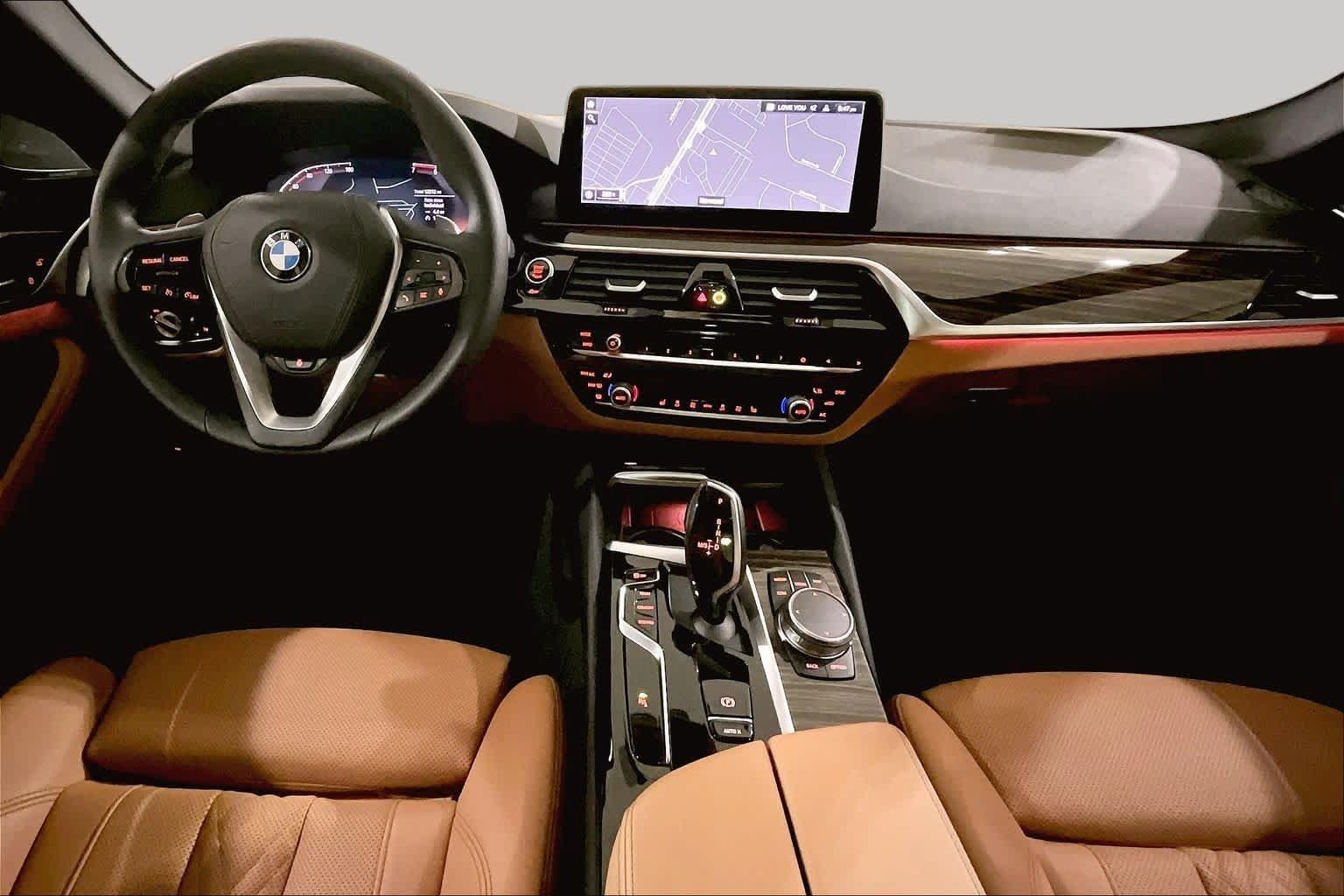 Used 2023 BMW 530i xDrive w/ Premium Package AWD/4WD image 15