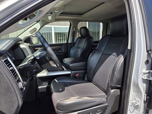 Used 2017 RAM 1500 Laramie w/ Convenience Group AWD/4WD image 22