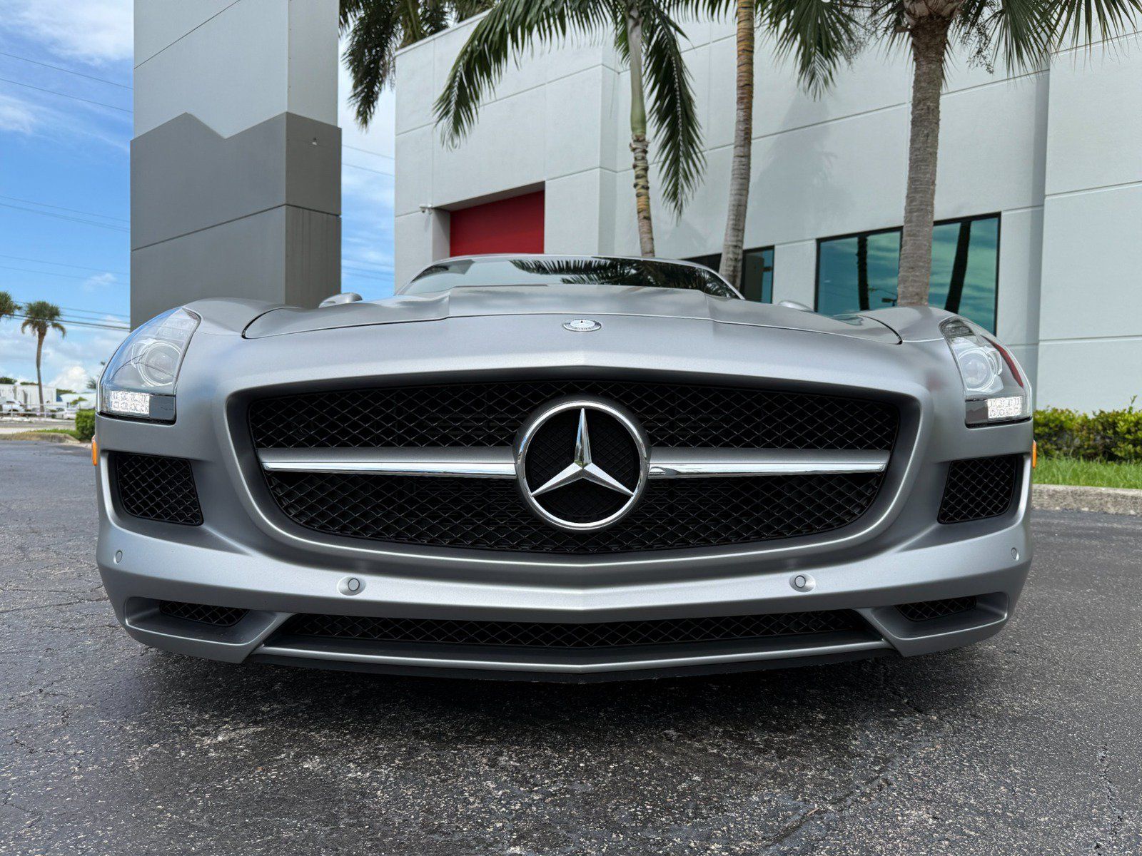 Used 2012 Mercedes-Benz SLS AMG Coupe image 8