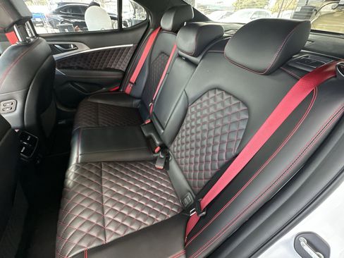 Used 2023 Genesis G70 3.3T w/ Sport Prestige Package image 26