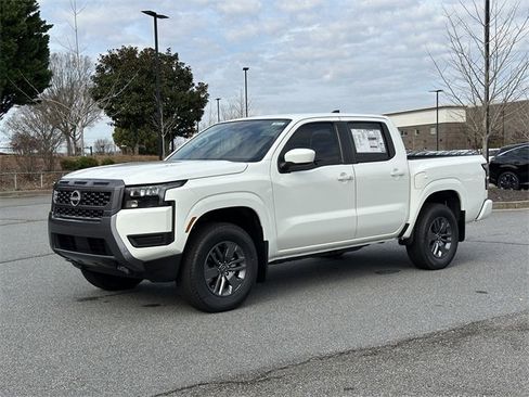 New 2026 Nissan Frontier SV image 3