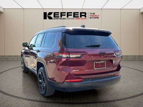Certified 2025 Jeep Grand Cherokee L Altitude AWD/4WD image 3