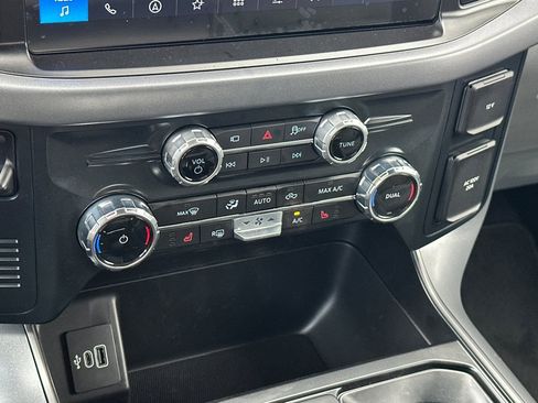 New 2025 Ford F150 Lightning XLT image 20