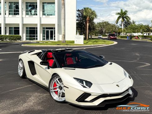 Used 2018 Lamborghini Aventador S image 64