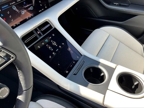 New 2025 Porsche Taycan 4 image 17