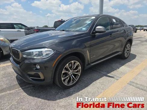 Used 2018 BMW X6 sDrive35i RWD image 2