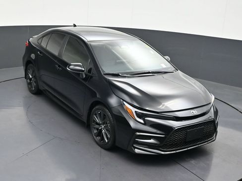 Used 2026 Toyota Corolla SE FWD image 16