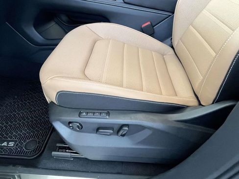 New 2026 Volkswagen Atlas Cross Sport SEL R-Line image 15