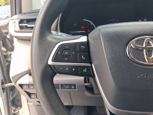 Used 2021 Toyota Sienna LE FWD image 14