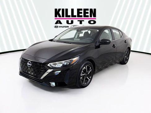 Used 2025 Nissan Sentra SV FWD image 3