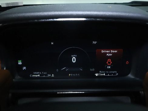 Used 2023 Lincoln Nautilus Reserve AWD/4WD image 25