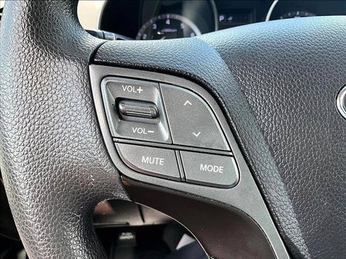 Used 2017 Hyundai Santa Fe Sport FWD image 20