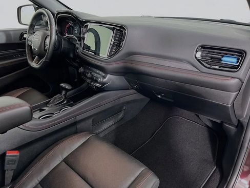 Used 2025 Dodge Durango GT image 32