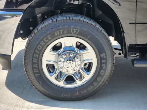 New 2026 RAM 2500 Tradesman AWD/4WD image 11