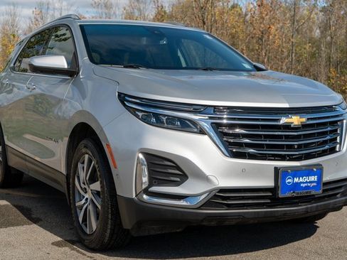 Used 2022 Chevrolet Equinox Premier image 4