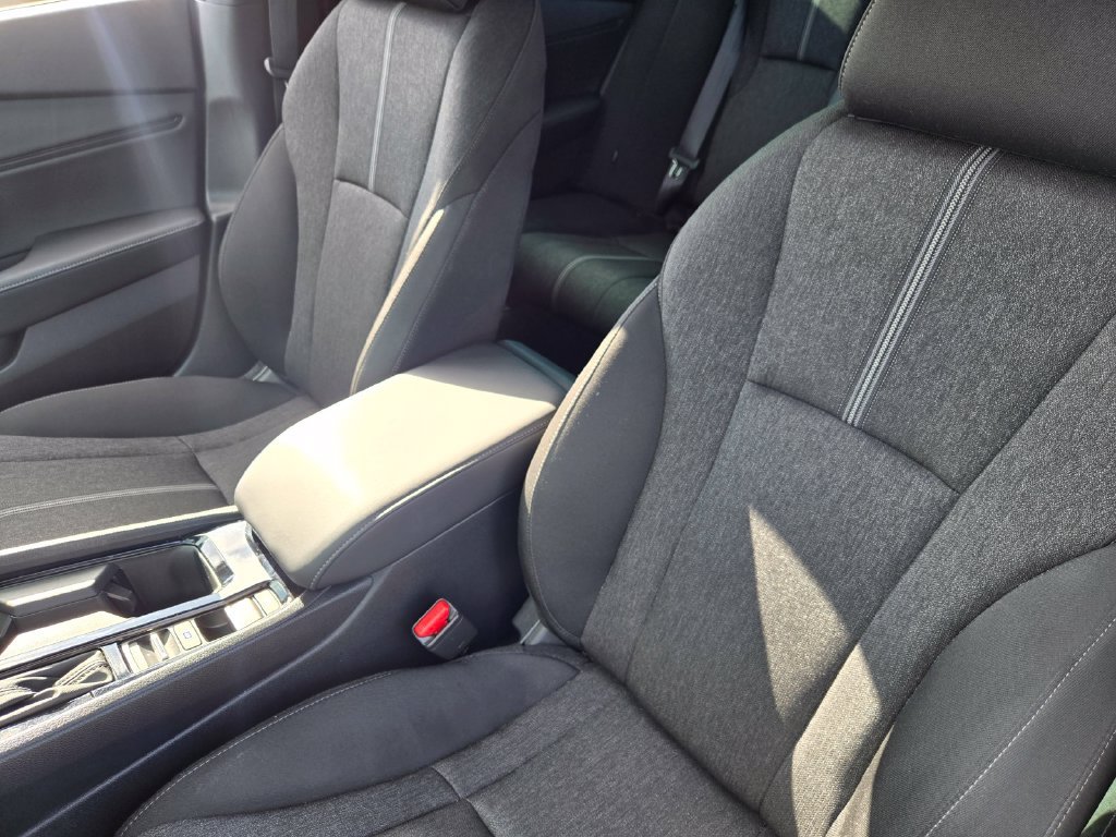 Used 2025 Honda Accord Sport image 11