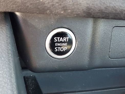 Used 2023 Nissan Rogue FWD image 22