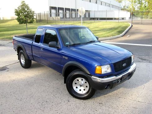 Used 2003 Ford Ranger FX4 image 2