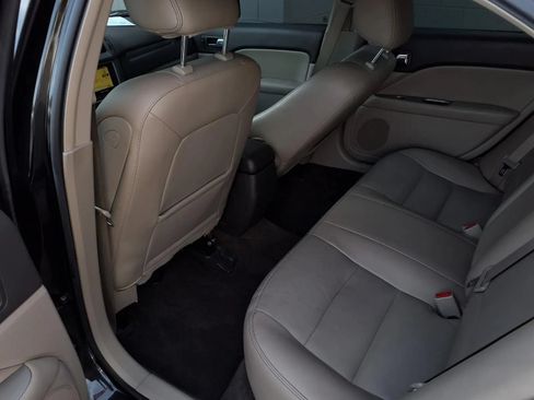 Used 2010 Ford Fusion SEL FWD image 18