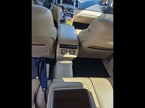 Used 2011 Toyota Venza w/ Convenience Pkg FWD image 18