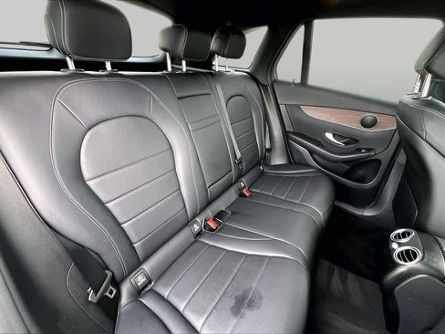 Used 2022 Mercedes-Benz GLC 300 4MATIC w/ Premium Package Lite image 18