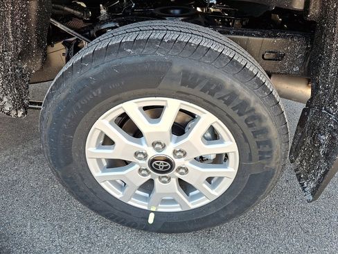 New 2026 Toyota Tacoma SR5 image 5