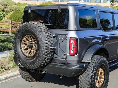 Used 2021 Ford Bronco Wildtrak image 19