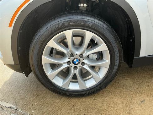 Used 2016 BMW X5 xDrive40e image 22