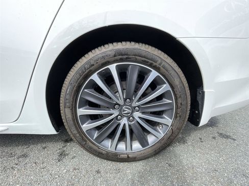 Used 2018 Acura TLX V6 SH-AWD w/ Advance Package image 26