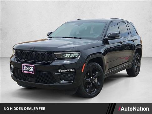 Used 2023 Jeep Grand Cherokee Limited w/ Black Appearance Package AWD/4WD image 1