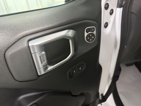 New 2026 Jeep Wrangler Unlimited Sport AWD/4WD image 9