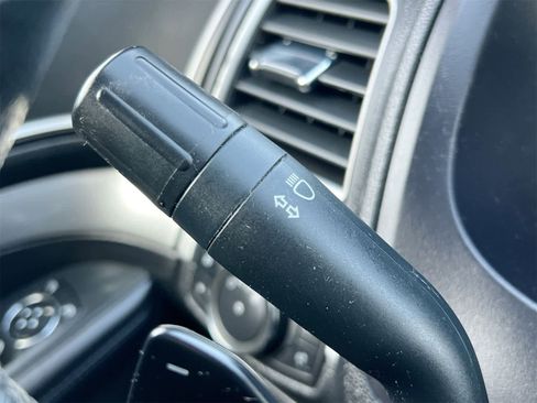 Used 2017 Ford Explorer XLT w/ Equipment Group 202A image 26