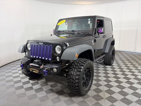 Used 2015 Jeep Wrangler Sport w/ Quick Order Package 24S AWD/4WD image 3