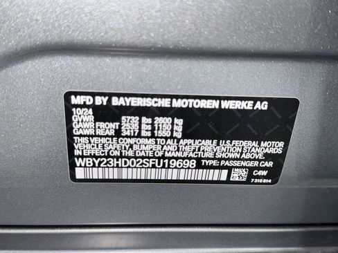 Used 2025 BMW i4 eDrive40 w/ Premium Package image 38