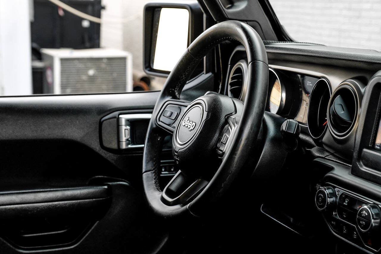 Used 2019 Jeep Wrangler Unlimited Sport S AWD/4WD image 20
