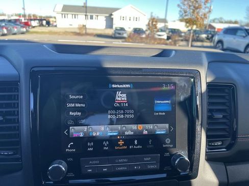 Used 2024 Nissan Frontier PRO-4X w/ Pro Convenience Package AWD/4WD image 16
