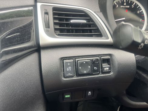 Used 2019 Nissan Sentra SV FWD image 22