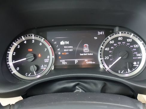 Used 2023 Toyota Highlander XLE FWD image 40