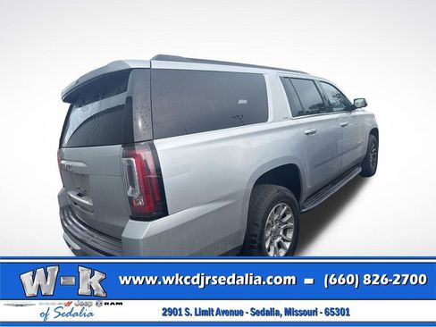 Used 2018 GMC Yukon XL SLT w/ Open Road Package AWD/4WD image 5