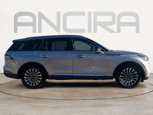 Used 2022 Lincoln Aviator Reserve image 11