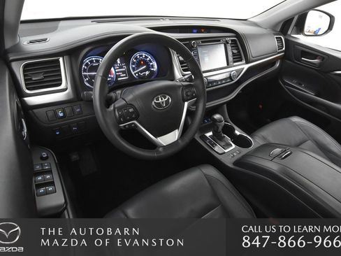 Used 2016 Toyota Highlander Limited image 30