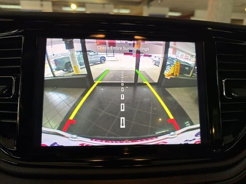 Used 2024 Dodge Durango GT image 17