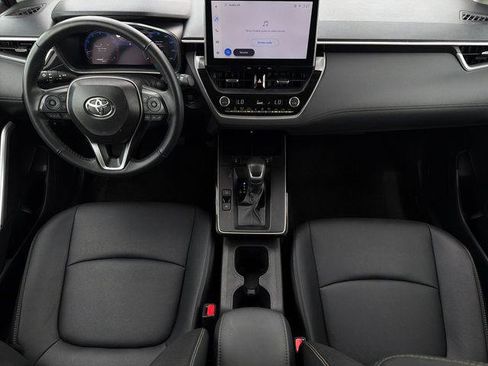 Certified 2026 Toyota Corolla Cross XLE FWD image 9