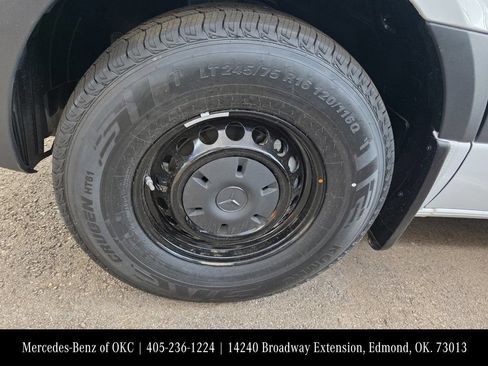 Used 2026 Mercedes-Benz Sprinter 2500 image 8