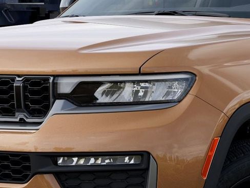 New 2026 Jeep Grand Cherokee L Limited AWD/4WD image 6