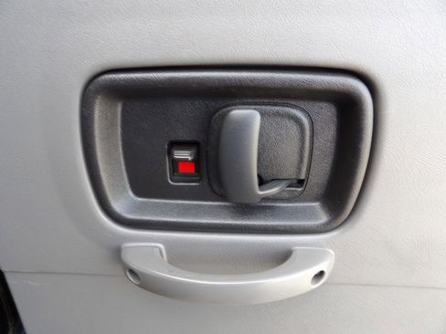 Used 2019 Chevrolet Express 3500 LS image 27